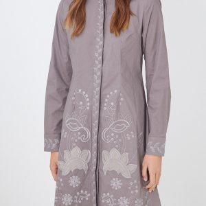 Vestido bordado QUITAR