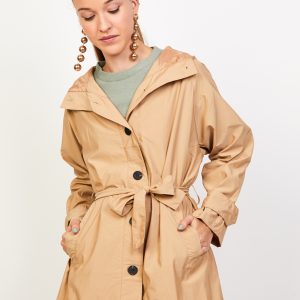 Trench con capucha