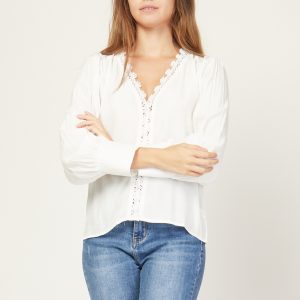Blusa con bordado