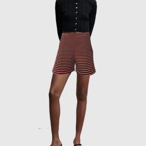Short de rayas