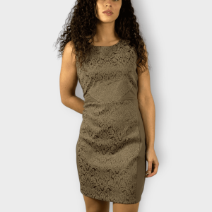 Vestido entallado