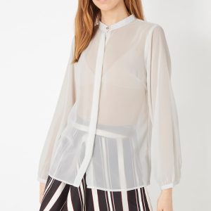 Blusa semitransparente con cuello mao
