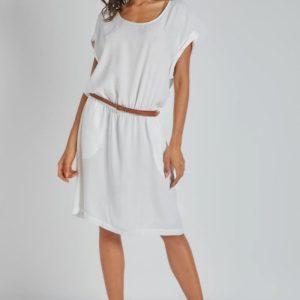 Vestido con cinturón