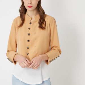 Chaqueta estilo militar