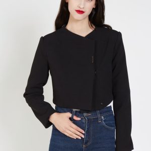 Chaqueta corta con cuello redondo