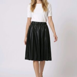 Falda simil piel