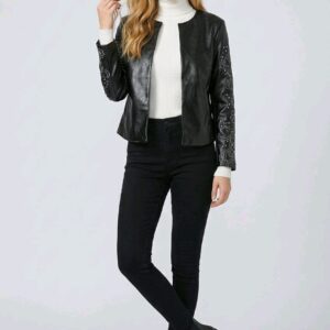 Chaqueta simil piel bordada