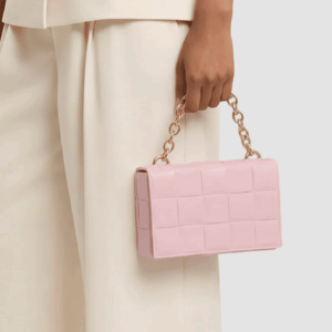 Bolso Rígido Acolchado con Cadena y Bandolera