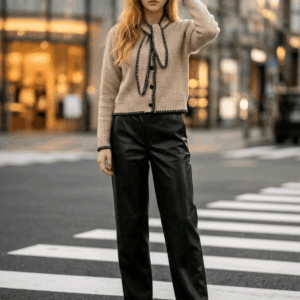 Chaqueta de punto mujer con lazada al cuello en color beige